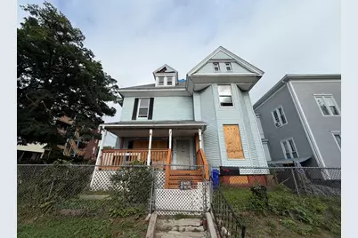 171 Beech St, Holyoke, MA 01040 - Photo 1