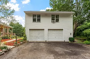 16-18 Curboy Rd, Sturbridge, MA 01566 - Photo 12