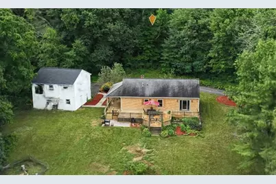 16-18 Curboy Rd, Sturbridge, MA 01566 - Photo 2