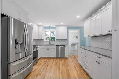 6 Forrest St, Chelmsford, MA 01824 - Photo 4
