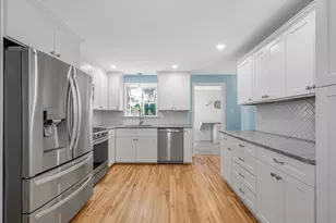 6 Forrest St, Chelmsford, MA 01824 - Photo 4