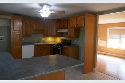 62 Homeland Dr, Whitman, MA 02382 - Photo 12