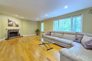 7 Indian Dawn, Wayland, MA 01778 - Photo 4