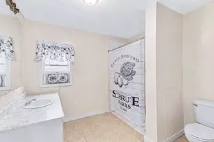97 Eastern Ave, Worcester, MA 01605 - Photo 20