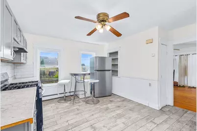 97 Eastern Ave, Worcester, MA 01605 - Photo 4