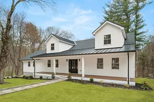 61 Meadowbrook Rd, Carlisle, MA 01741 - Photo 2