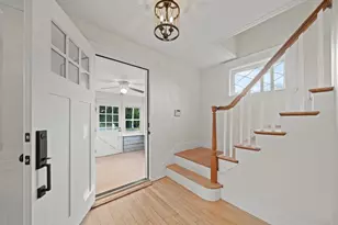 42 Chase St, Danvers, MA 01923 - Photo 4