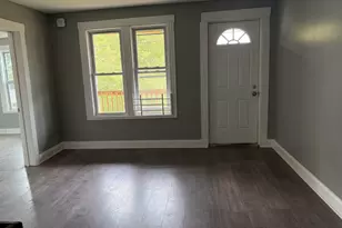 9 Henry St, Southbridge, MA 01550 - Photo 10