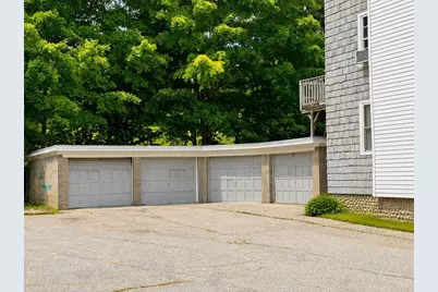 9 Henry St, Southbridge, MA 01550 - Photo 4