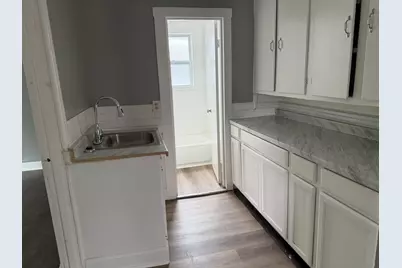 9 Henry St, Southbridge, MA 01550 - Photo 6