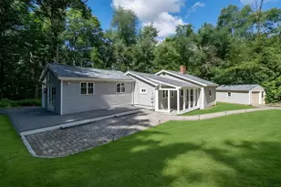23 Woodbury Rd, Southborough, MA 01772 - Photo 2