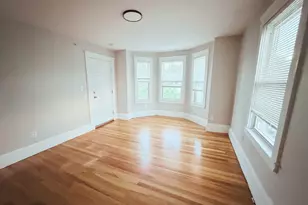 46 Grove St, Lynn, MA 01905 - Photo 2