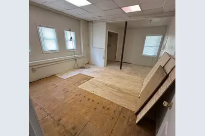 135-137 Elm St, Southbridge, MA 01550 - Photo 10