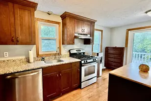 101 Cardinal Ln, Tyngsborough, MA 01879 - Photo 10