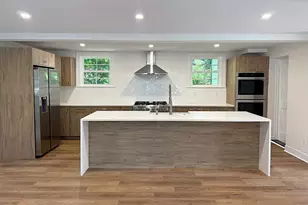 110 Edgell Rd, Framingham, MA 01701 - Photo 10