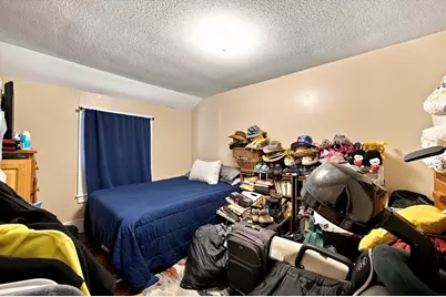 250-252 Winsor Street, Ludlow, MA 01056 - Photo 6