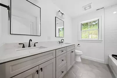 161 Bridge St, Hamilton, MA 01982 - Photo 24