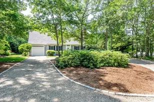 8 Macandrew Dr, Dennis, MA 02638 - Photo 2
