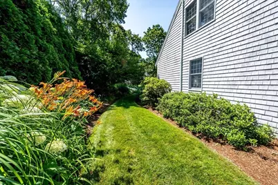 8 Macandrew Dr, Dennis, MA 02638 - Photo 8