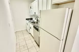 80 Cambridge, Woburn, MA 01801 - Photo 2