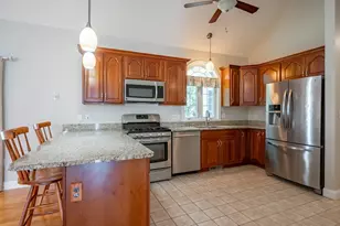 30 Holly Ln, Dracut, MA 01826 - Photo 6