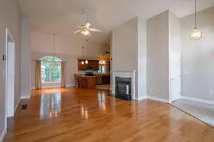 30 Holly Ln, Dracut, MA 01826 - Photo 4
