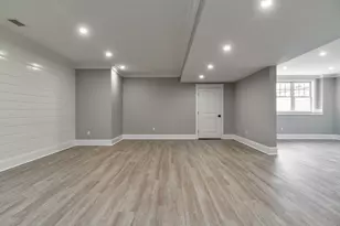 93 Walpole St, Dover, MA 02030 - Photo 18