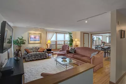 48 Southampton #B, Westhampton, MA 01027 - Photo 4