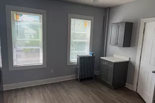 74 Ellis St, Brockton, MA 02301 - Photo 4