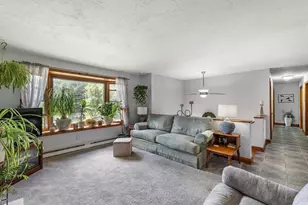 39 Elm St, Auburn, MA 01501 - Photo 8