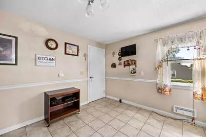 133 Denwall Dr, Springfield, MA 01119 - Photo 8