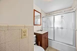133 Denwall Dr, Springfield, MA 01119 - Photo 14
