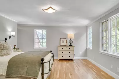 72 Beverly Rd, Brookline, MA 02467 - Photo 22