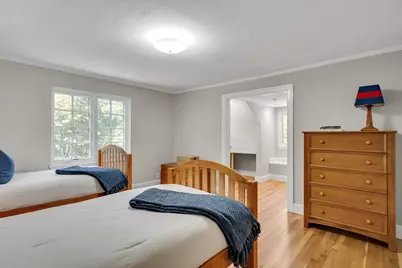 72 Beverly Rd, Brookline, MA 02467 - Photo 30