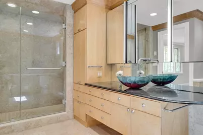 72 Beverly Rd, Brookline, MA 02467 - Photo 24