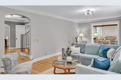72 Beverly Rd, Brookline, MA 02467 - Photo 6