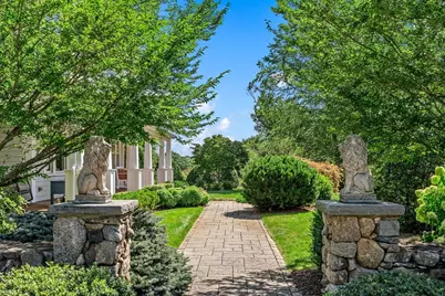 8 Border St, Scituate, MA 02066 - Photo 4