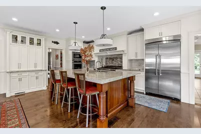 8 Border St, Scituate, MA 02066 - Photo 8