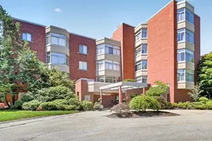 99-10 Florence St, Newton, MA 02472 - Photo 1