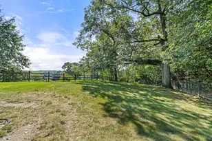 151 Oakland St, Wellesley, MA 02481 - Photo 40