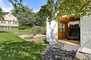 151 Oakland St, Wellesley, MA 02481 - Photo 36