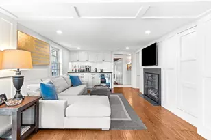 151 Oakland St, Wellesley, MA 02481 - Photo 8