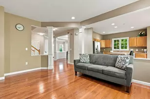 18 Daffodil Ct, Grafton, MA 01560 - Photo 4