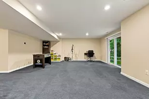 18 Daffodil Ct, Grafton, MA 01560 - Photo 32
