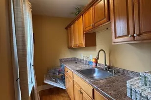 23 Emerald Ave, Webster, MA 01570 - Photo 8