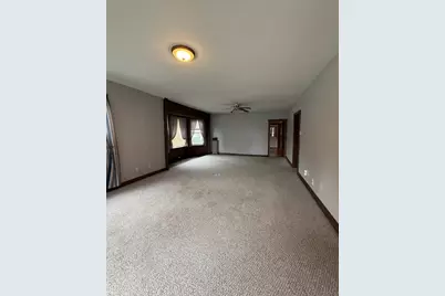 23 Emerald Ave #1, Webster, MA 01570 - Photo 2