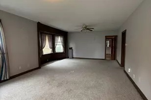 23 Emerald Ave, Webster, MA 01570 - Photo 2