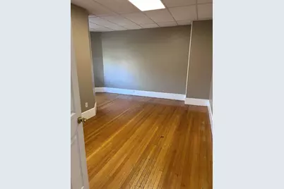 879 Beacon St #21, Boston, MA 02215 - Photo 8