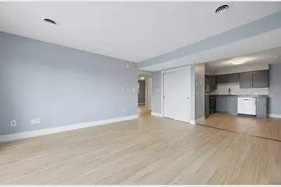 244 Mount Vernon St #9, Lawrence, MA 01843 - Photo 6