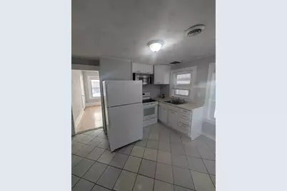 17 Ward St, Worcester, MA 01610 - Photo 8